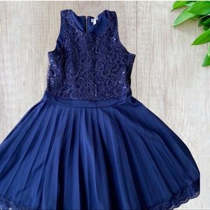 Navy Ruum Dress Size Large/12